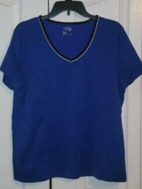 Made for Life Women’s XL Quick-Dri Blue V-Neck Tee Short Sleeve Athletic